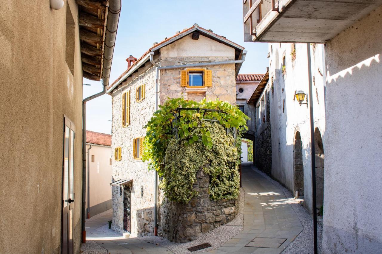 Apartment Villa Irena Great For A Family Holiday With Free Parking And Ev Station Ajdovščina Exterior foto